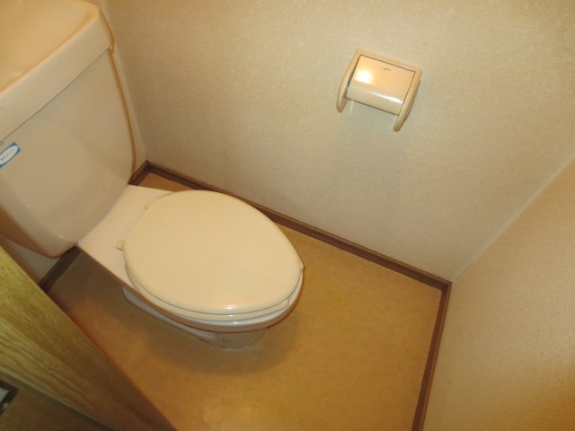 物件内観写真14　(トイレ)