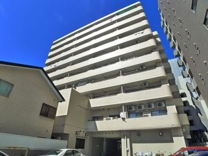 ｺｽﾓ松戸ｽﾃ-ｼｮﾝﾋﾞｭ-(909）外観写真