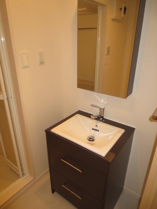 物件内観写真10　(洗面)