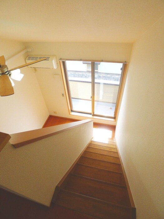 物件内観写真6　(廊下)