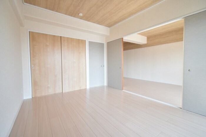 物件内観写真8　(居室)