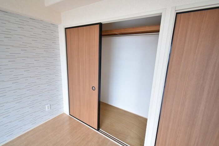 物件内観写真12　(収納)