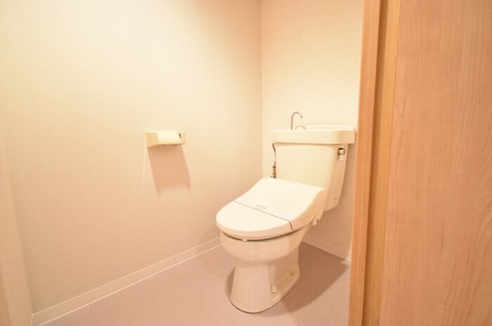 物件内観写真12　(トイレ)