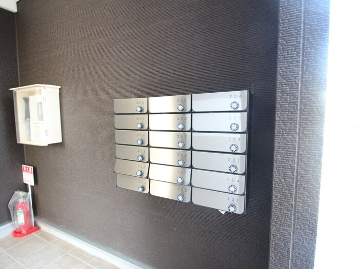 物件外観写真5　(建物設備)