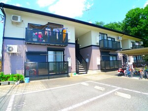 ドミール・氷川外観写真