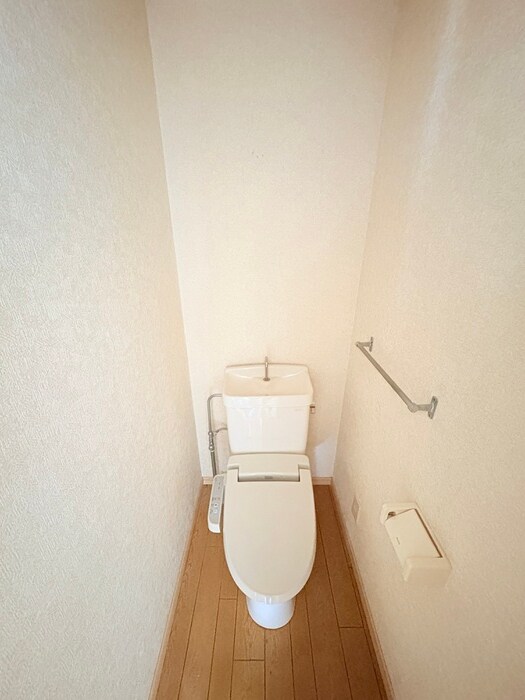 物件内観写真11　(トイレ)