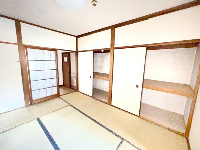 物件内観写真8　(居室)