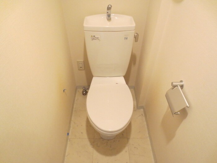 物件内観写真11　(トイレ)