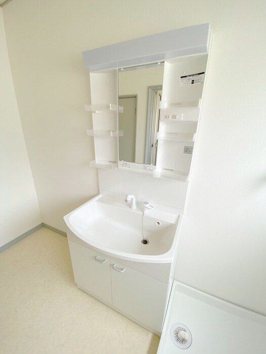 物件内観写真9　(洗面)