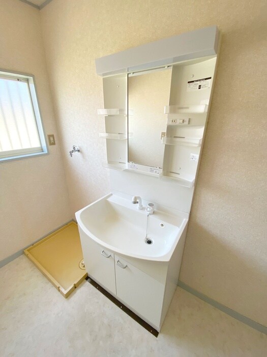 物件内観写真13　(洗面)