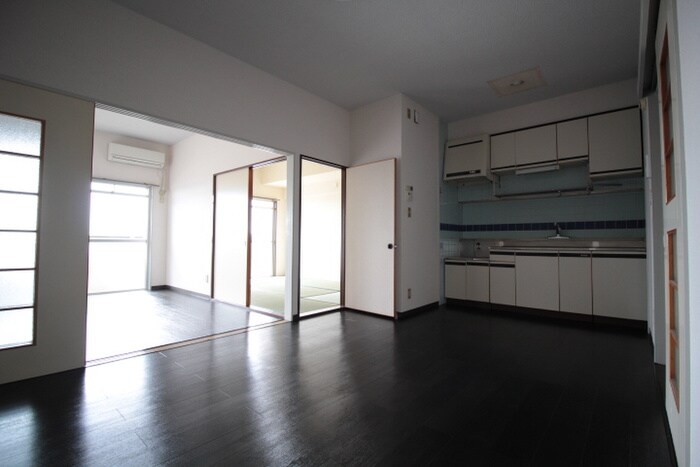 物件内観写真7　(居室)