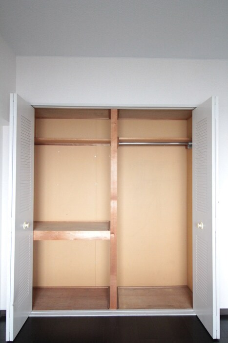 物件内観写真11　(収納)