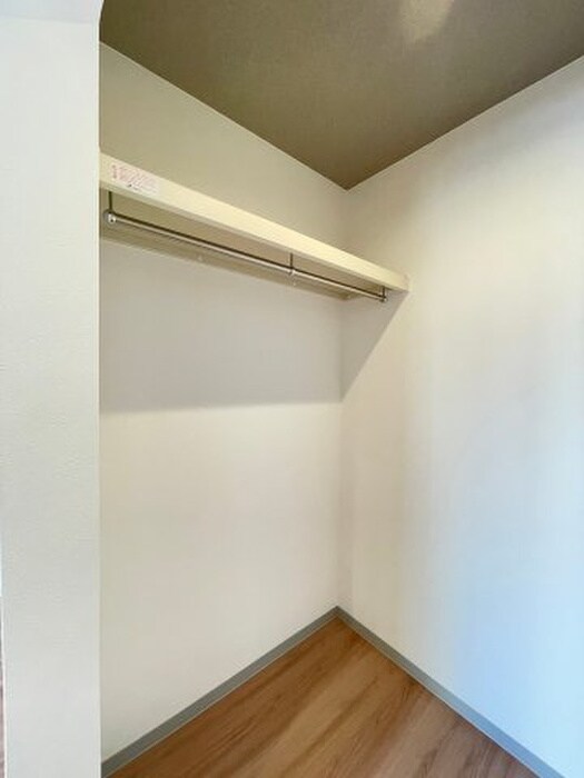 物件内観写真16　(収納)
