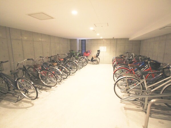 駐輪場