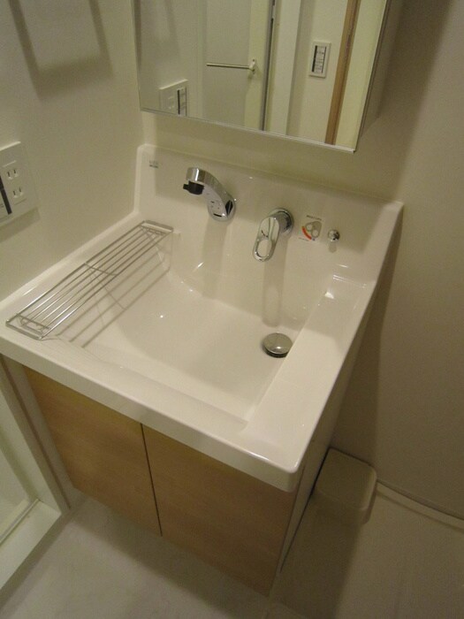 物件内観写真10　(洗面)