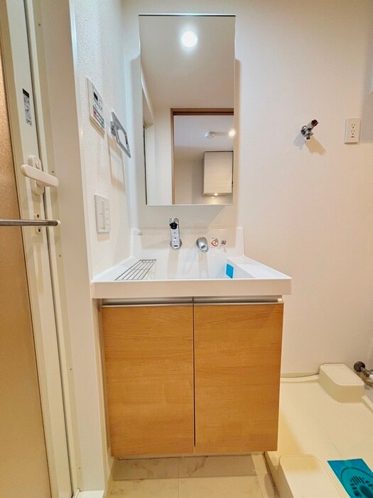 物件内観写真11　(洗面)