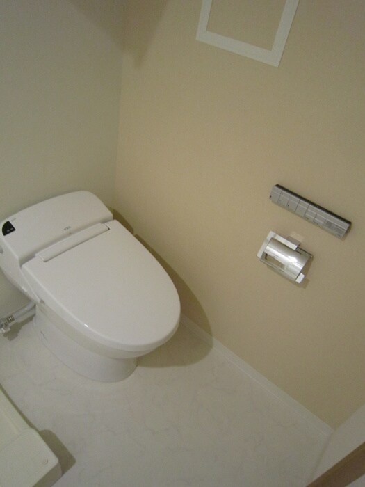 物件内観写真13　(トイレ)