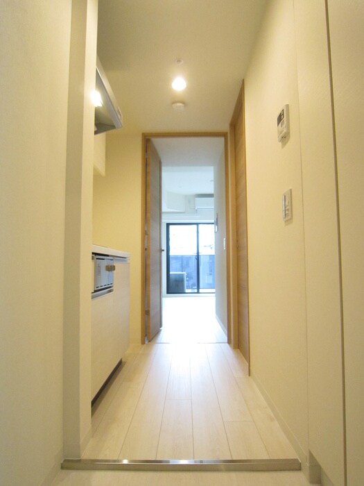 物件内観写真16　(玄関)