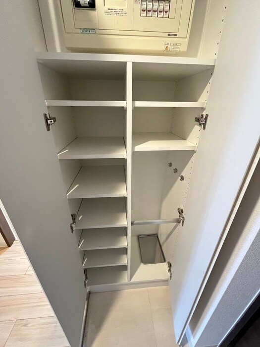 物件内観写真18　(靴箱)