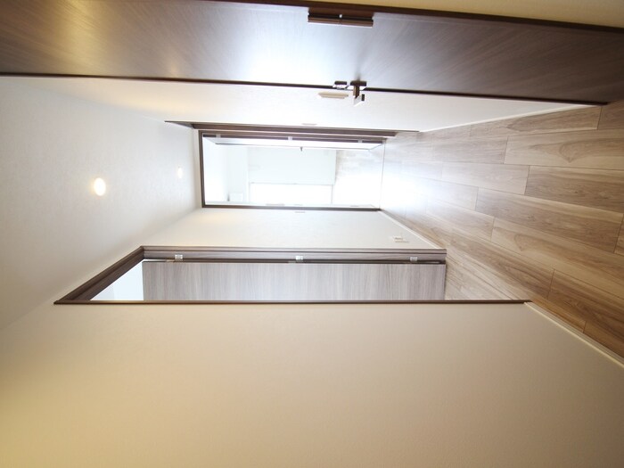 物件内観写真19　(廊下)