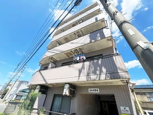 セシーズ府中外観写真
