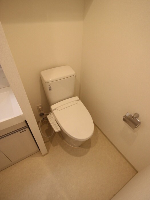 物件内観写真14　(トイレ)