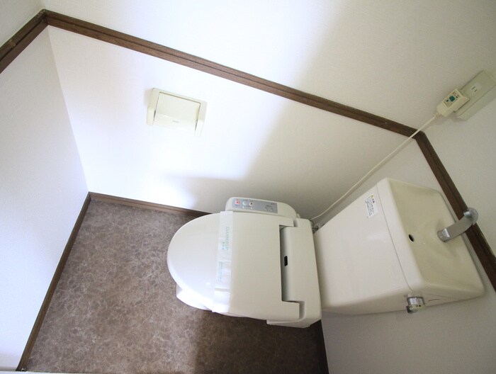 物件内観写真12　(トイレ)