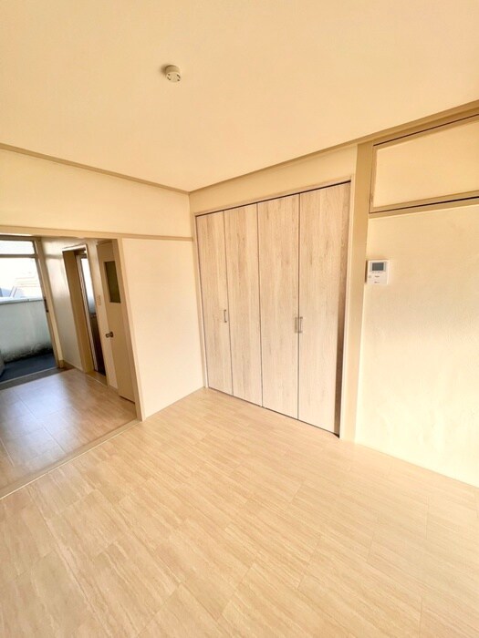 物件内観写真12　(居室)