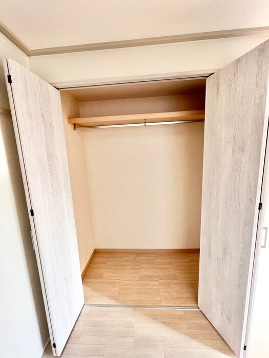 物件内観写真13　(収納)