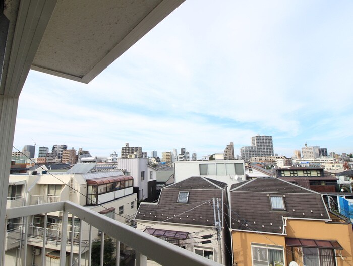 物件内観写真17　(室内からの展望)