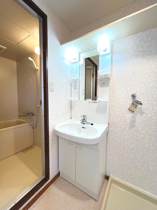 物件内観写真11　(洗面)