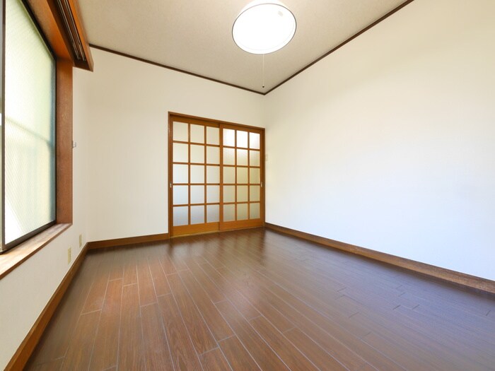 物件内観写真9　(居室)