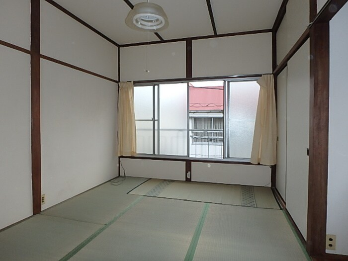 物件内観写真8　(居室)