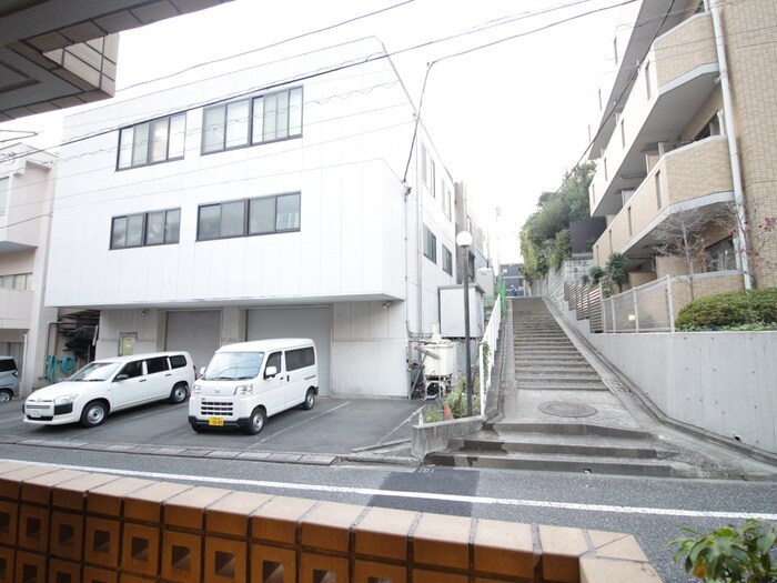 物件内観写真21　(室内からの展望)