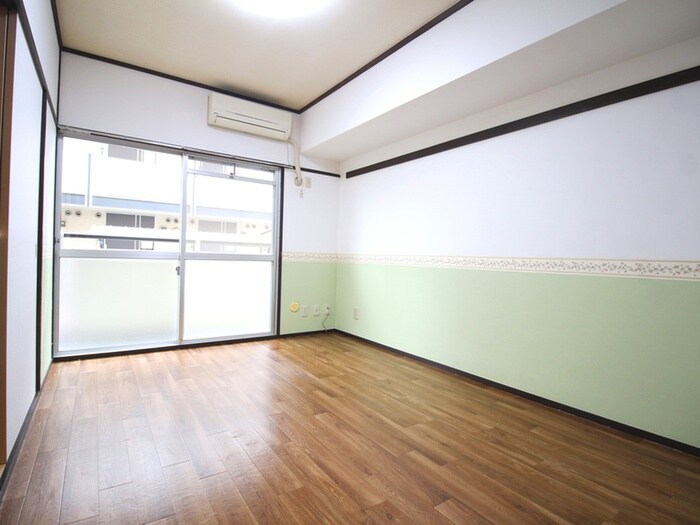 物件内観写真7　(居室)