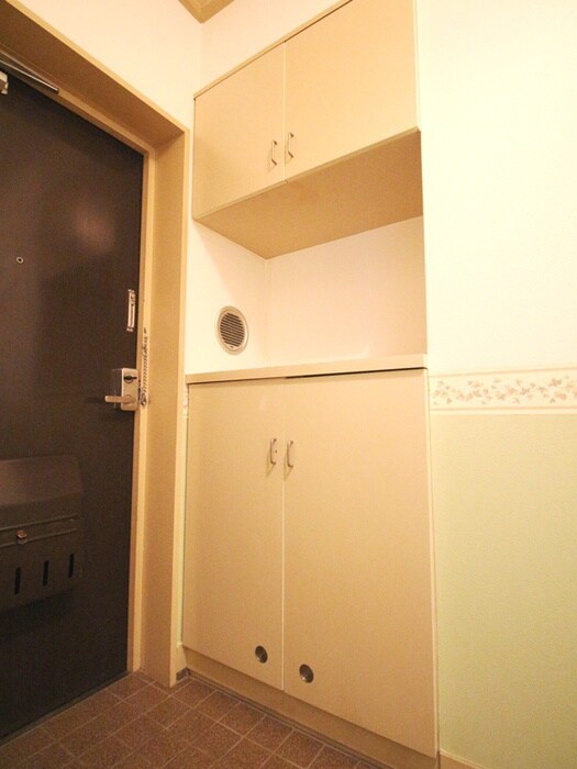 物件内観写真17　(靴箱)
