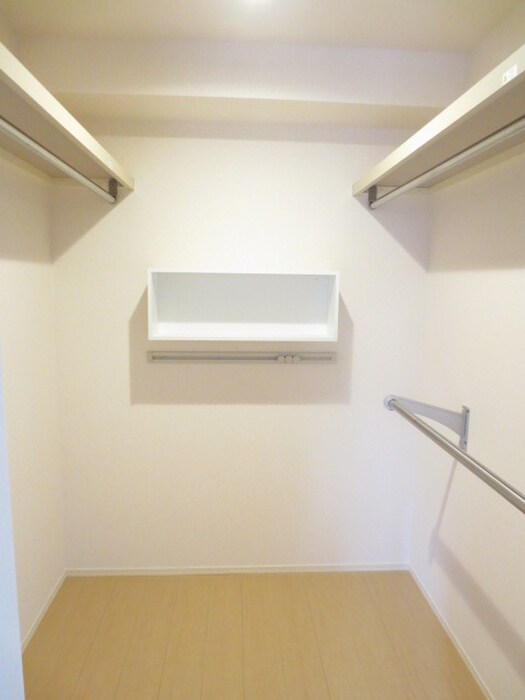 物件内観写真9　(収納)