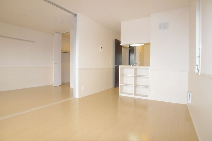 物件内観写真5　(居室)