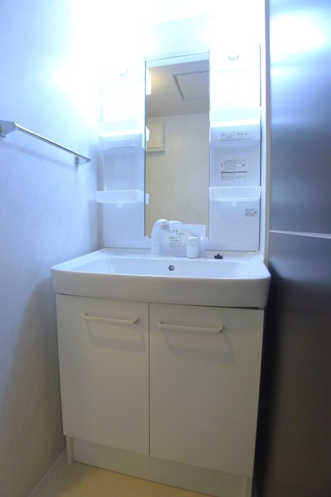 物件内観写真7　(洗面)