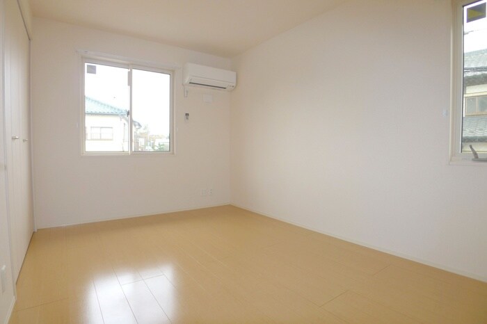 物件内観写真12　(居室)