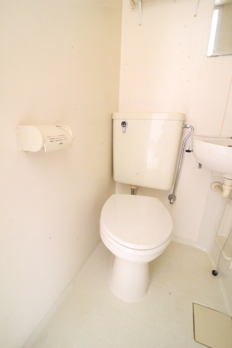 物件内観写真12　(トイレ)