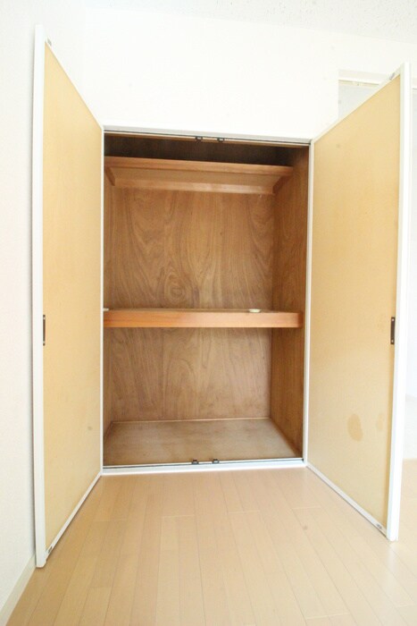 物件内観写真15　(収納)