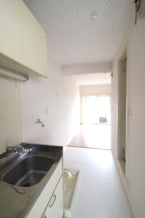 物件内観写真20　(廊下)