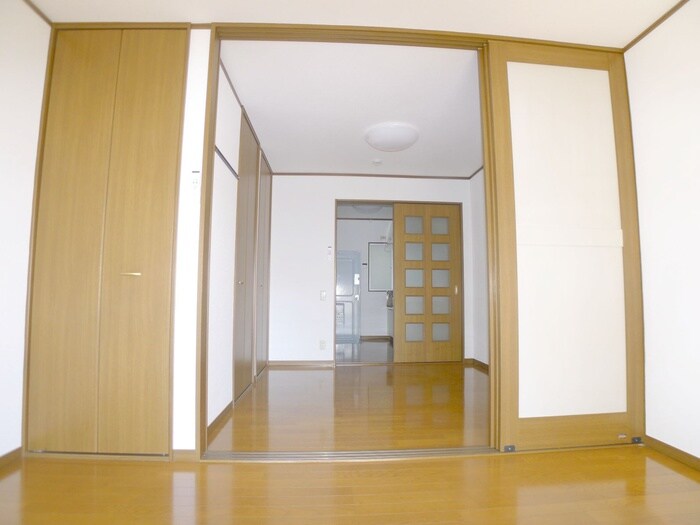 物件内観写真9　(居室)