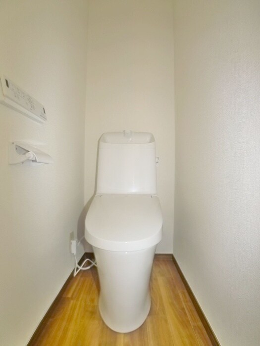 物件内観写真14　(トイレ)