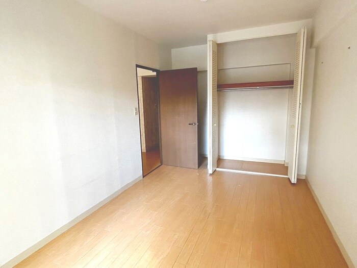 物件内観写真10　(収納)