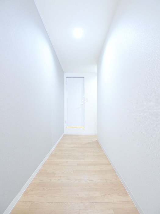 物件内観写真19　(廊下)