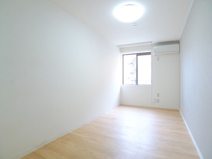 物件内観写真20　(居室)