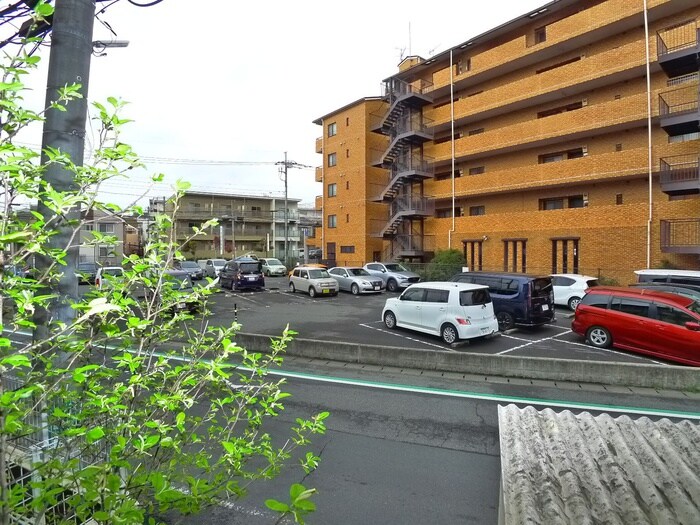 物件内観写真22　(室内からの展望)