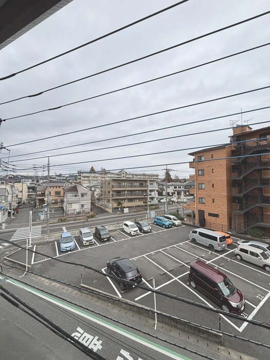 物件内観写真22　(室内からの展望)